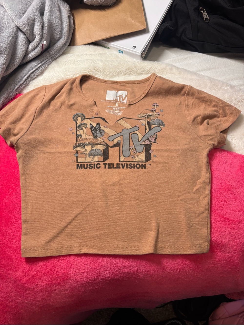 MTV Brown Graphic Crop Tee with Logo and Nature Motif